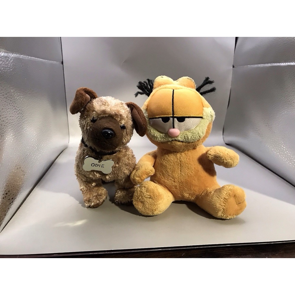 Garfield And Odieโ Stuffed Animals